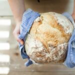 bread-food-fresh-hands-263168