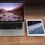 apple-iphone-smartphone-desk-4158